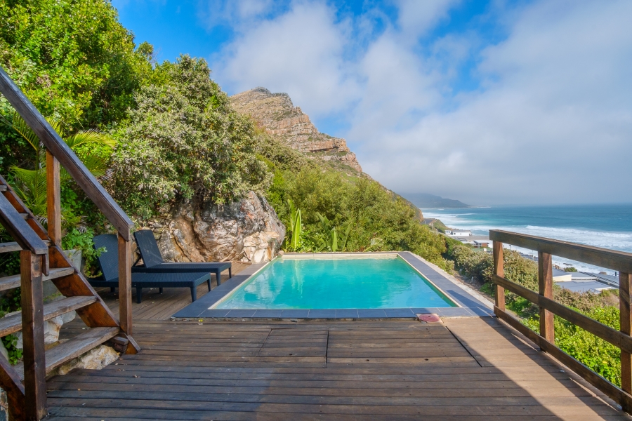 5 Bedroom Property for Sale in Misty Cliffs Western Cape